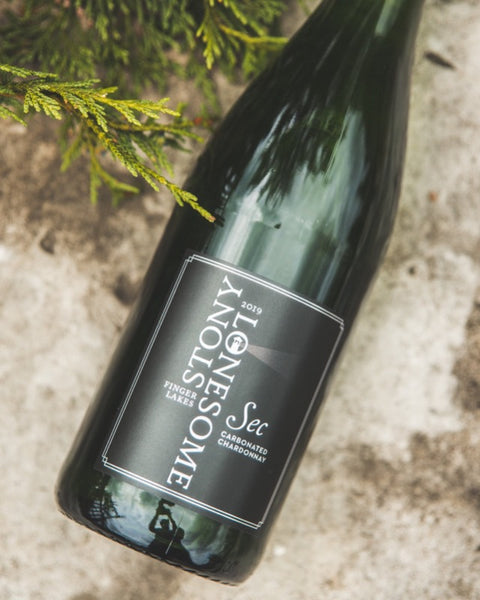 Sec Sparkling Chardonnay - Three Brothers Wineries and Estates
